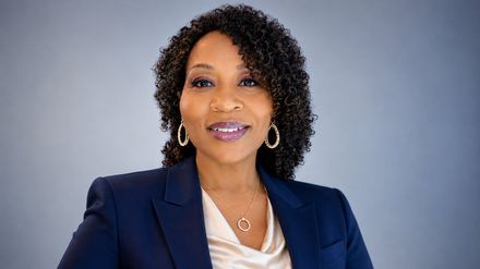 Romona Armon